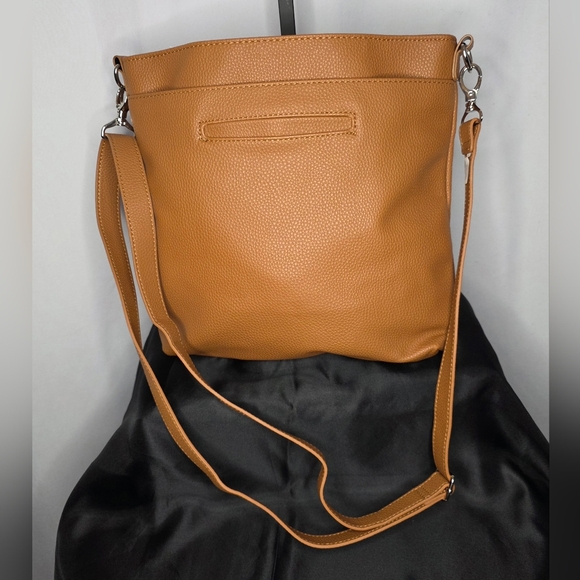 Tan Shoulder Bag With No Brand - Picture 4 of 8